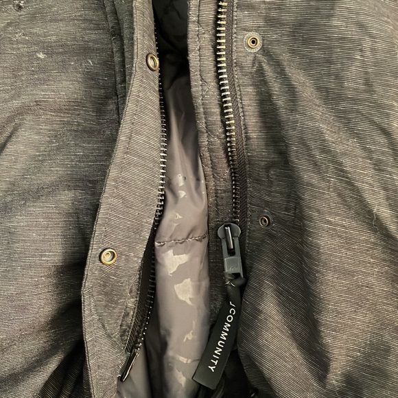 Aritzia Winter Coat - Picture 13 of 13